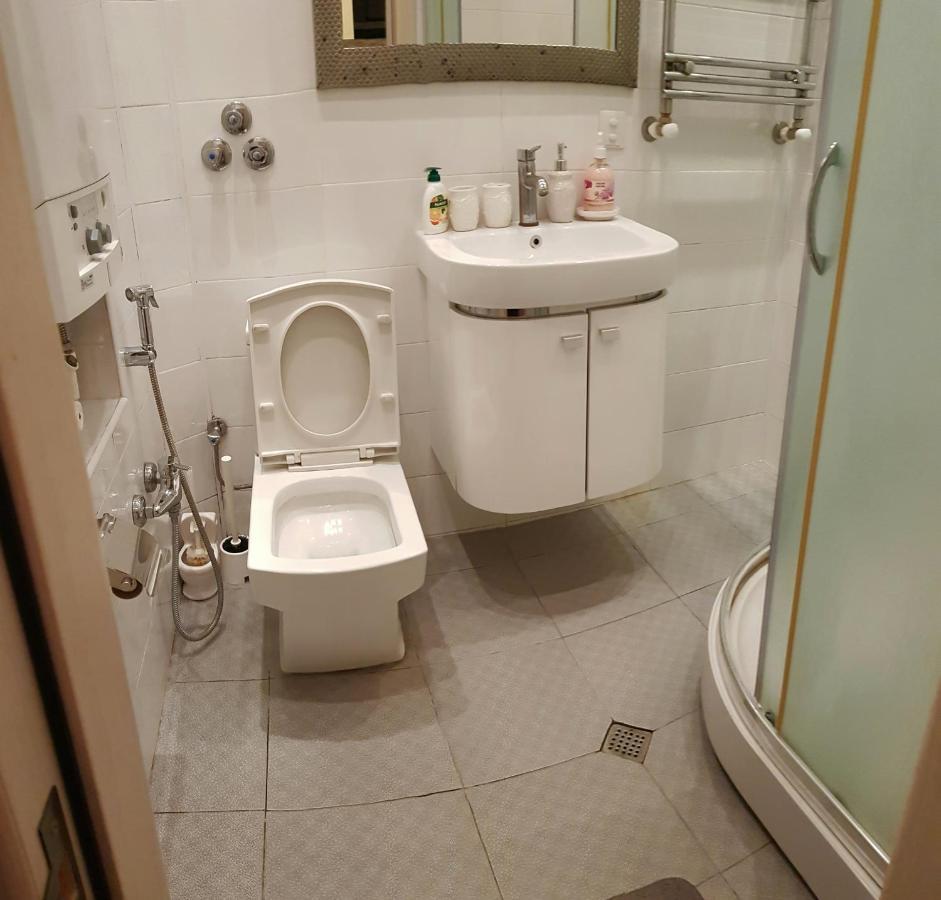 Central Baku Luxury Apartment On Nizami Street ภายนอก รูปภาพ