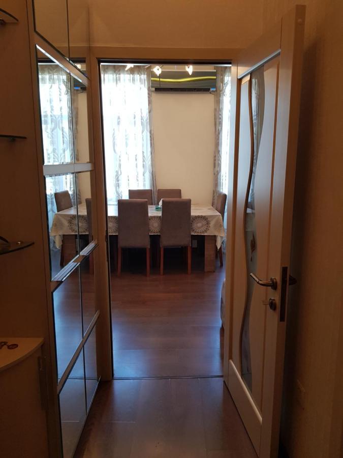 Central Baku Luxury Apartment On Nizami Street ภายนอก รูปภาพ